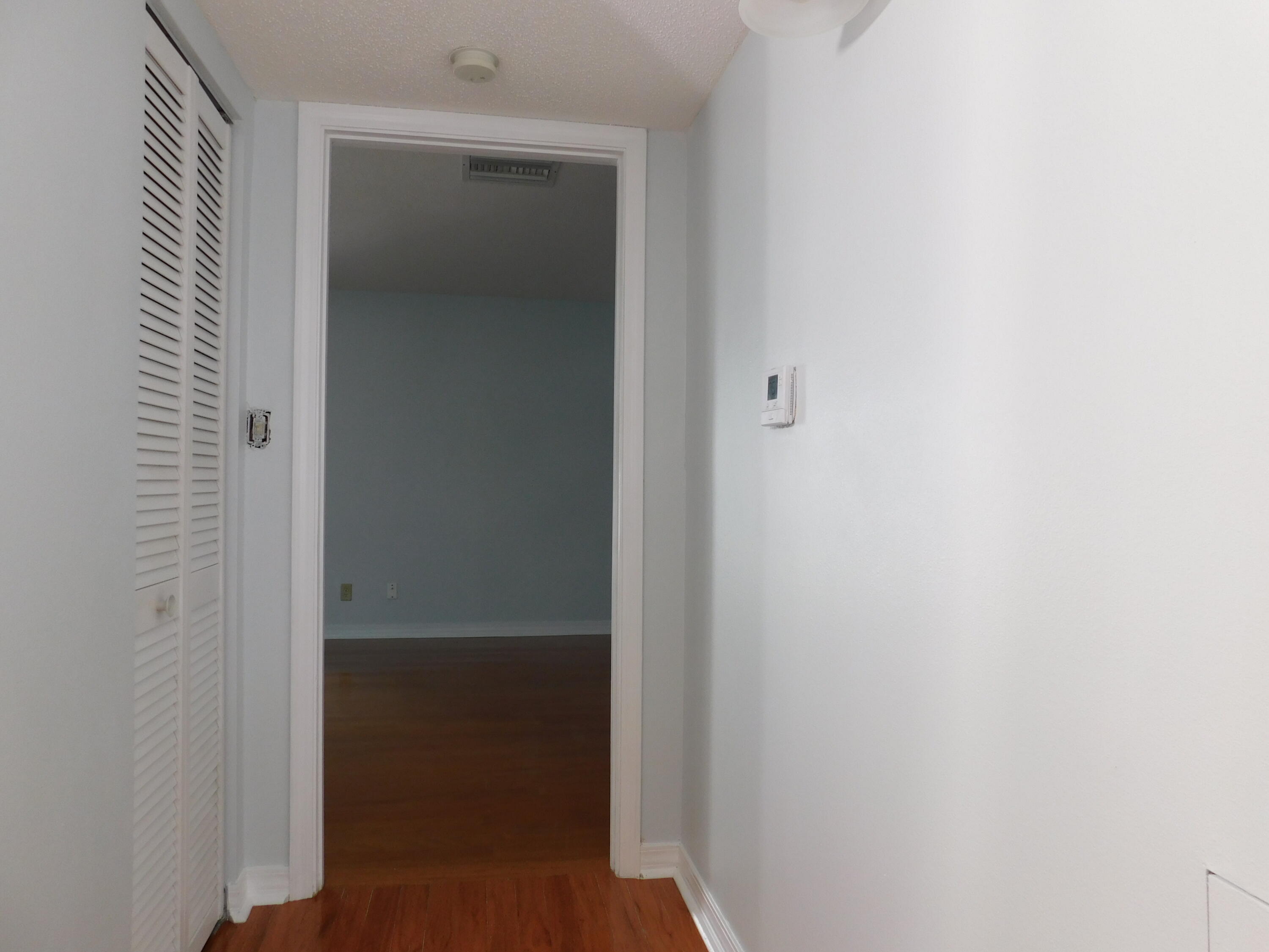 FINISTERRA CONDO - Residential