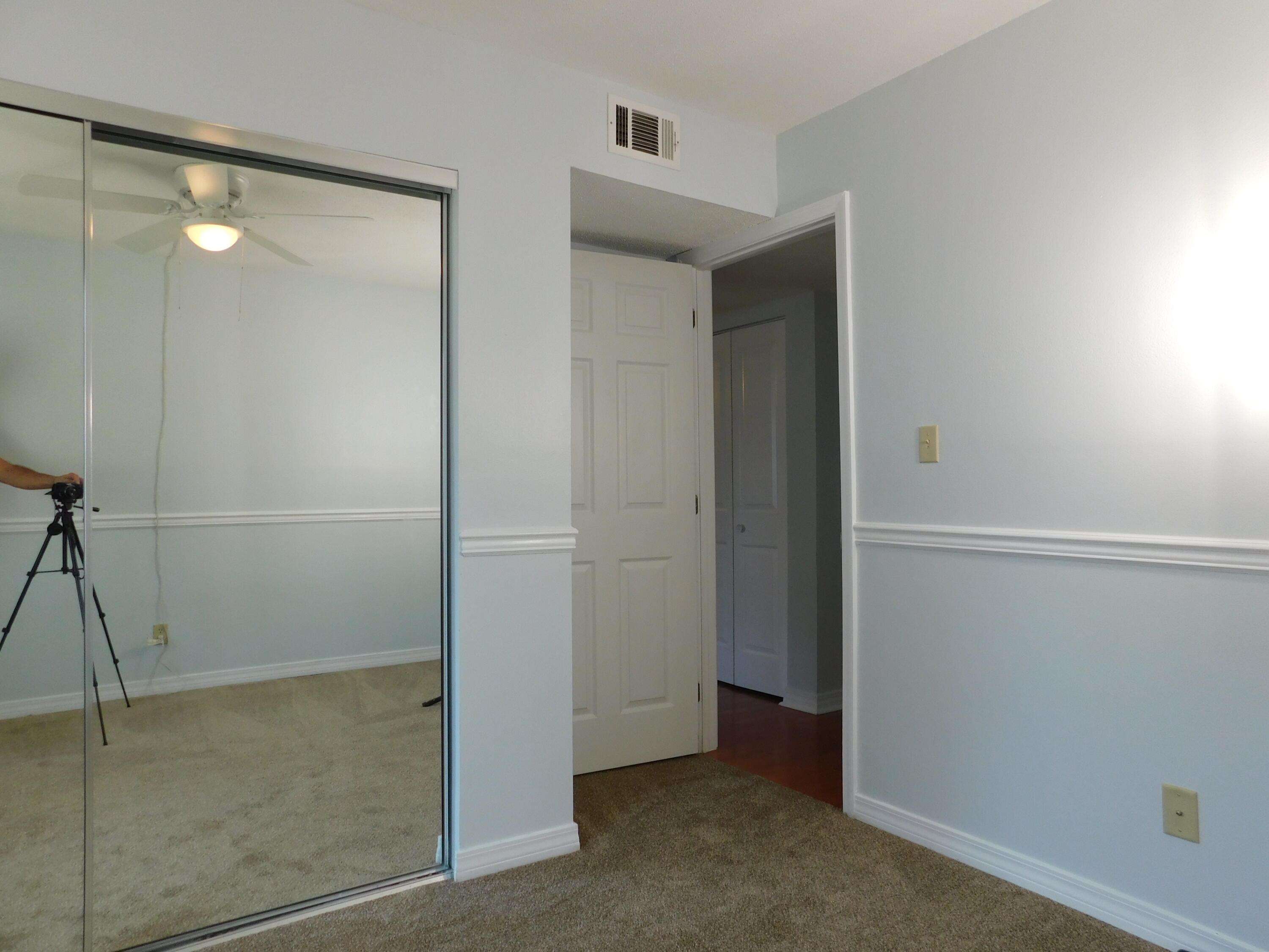 FINISTERRA CONDO - Residential