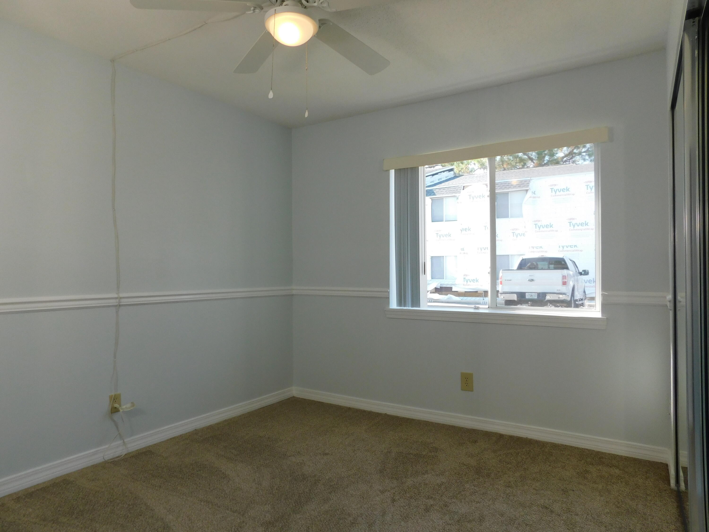 FINISTERRA CONDO - Residential