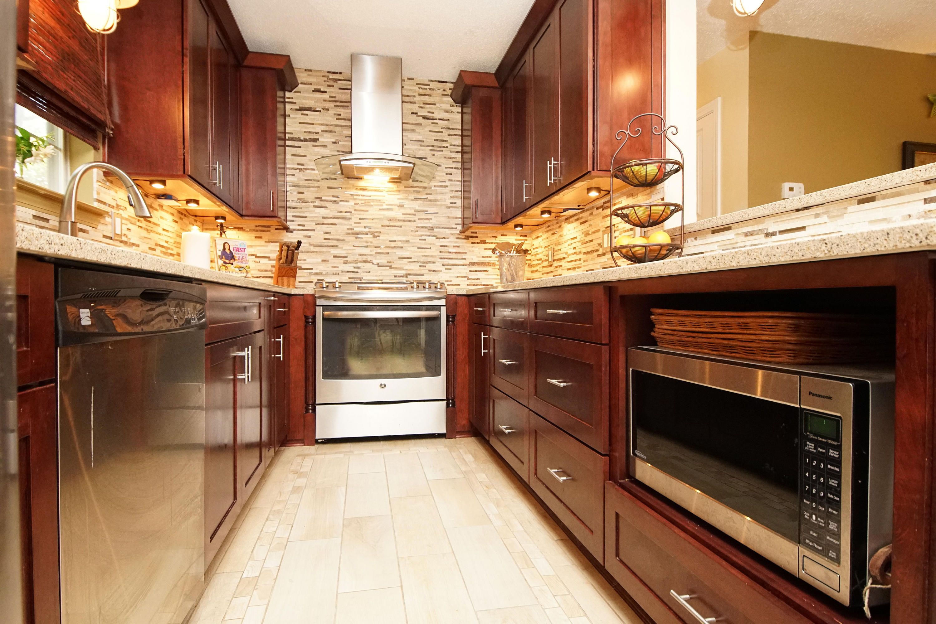 WHISPERING PINES 1ST ADDN - Residential