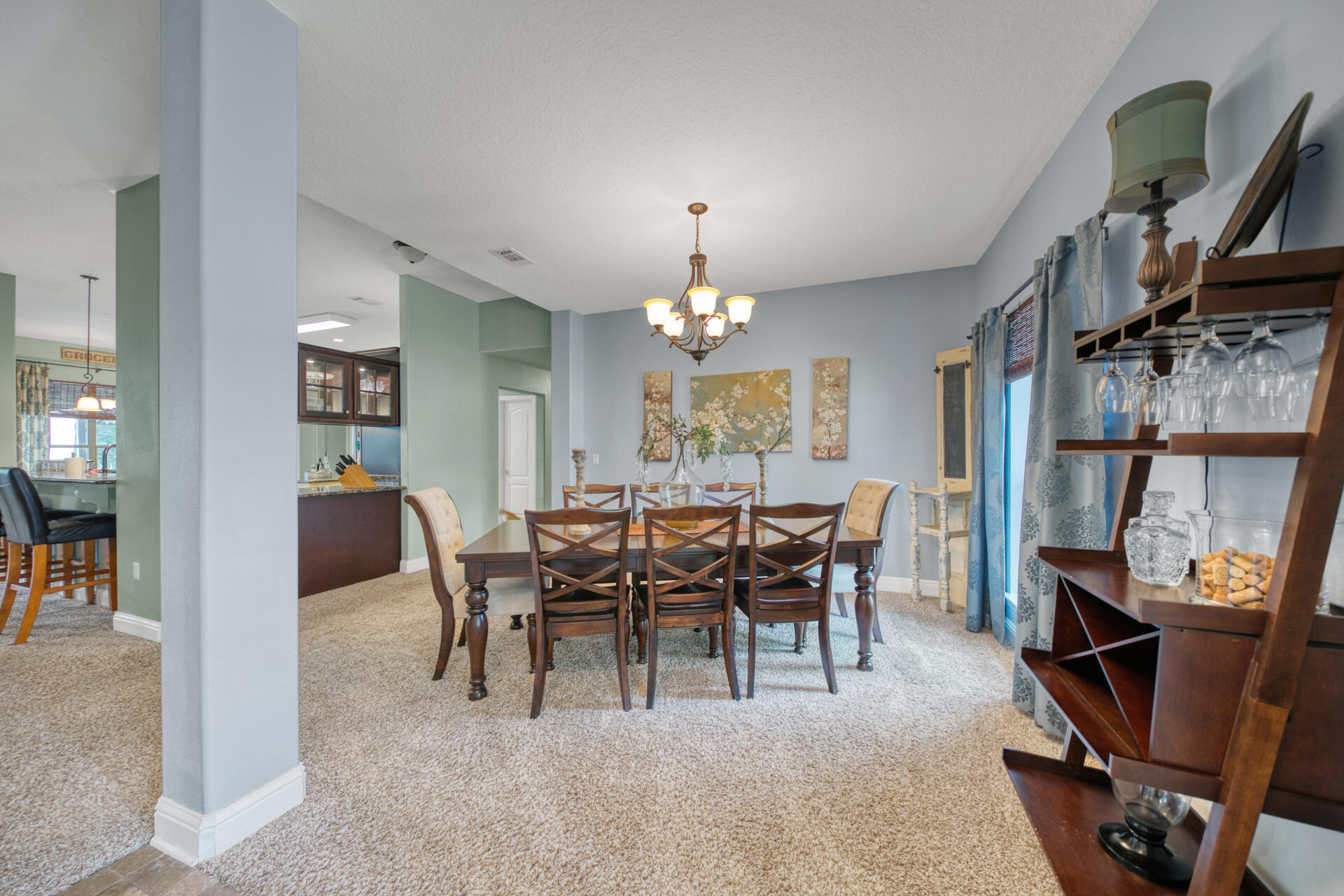 WINDMEADOWS - Residential