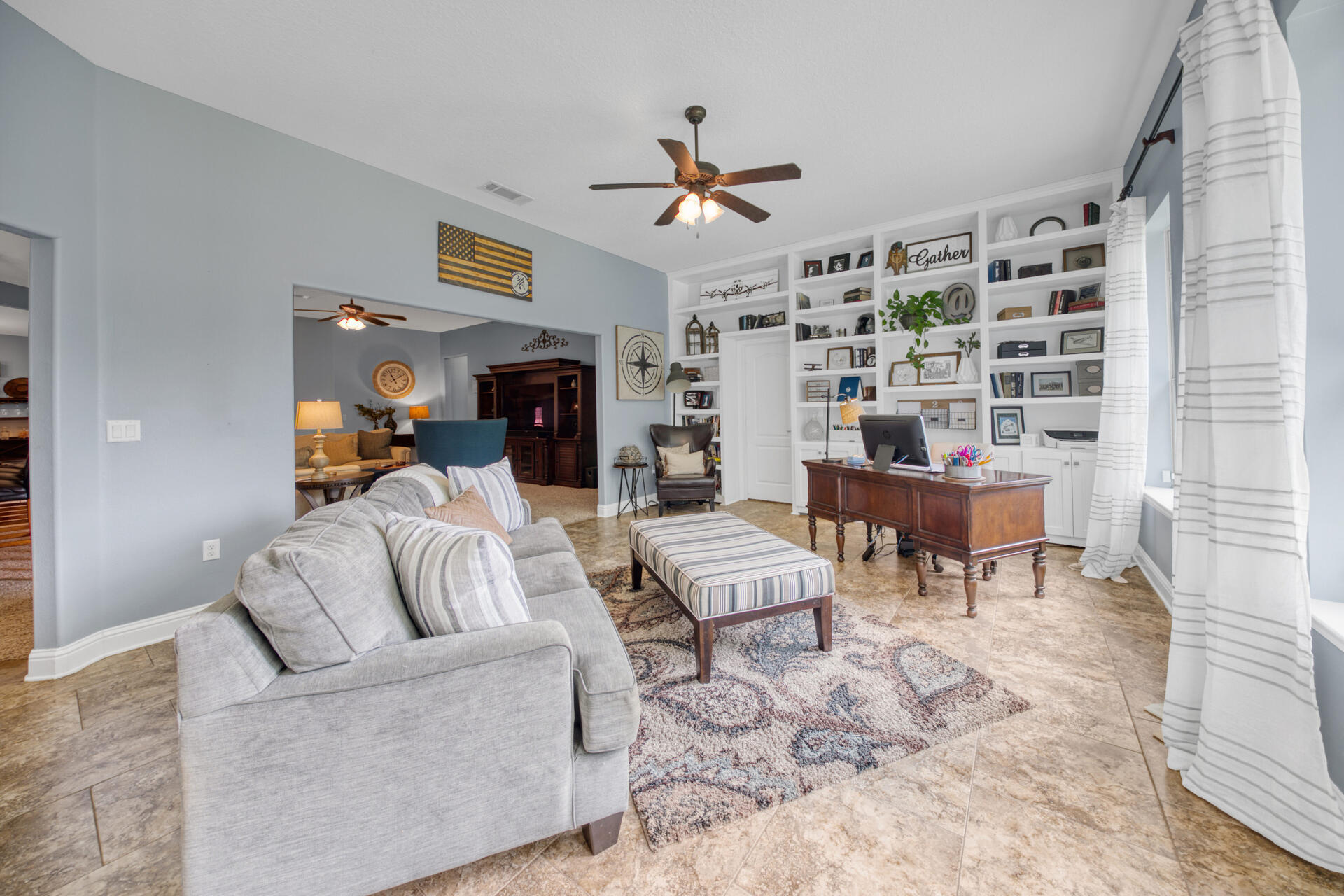 WINDMEADOWS - Residential