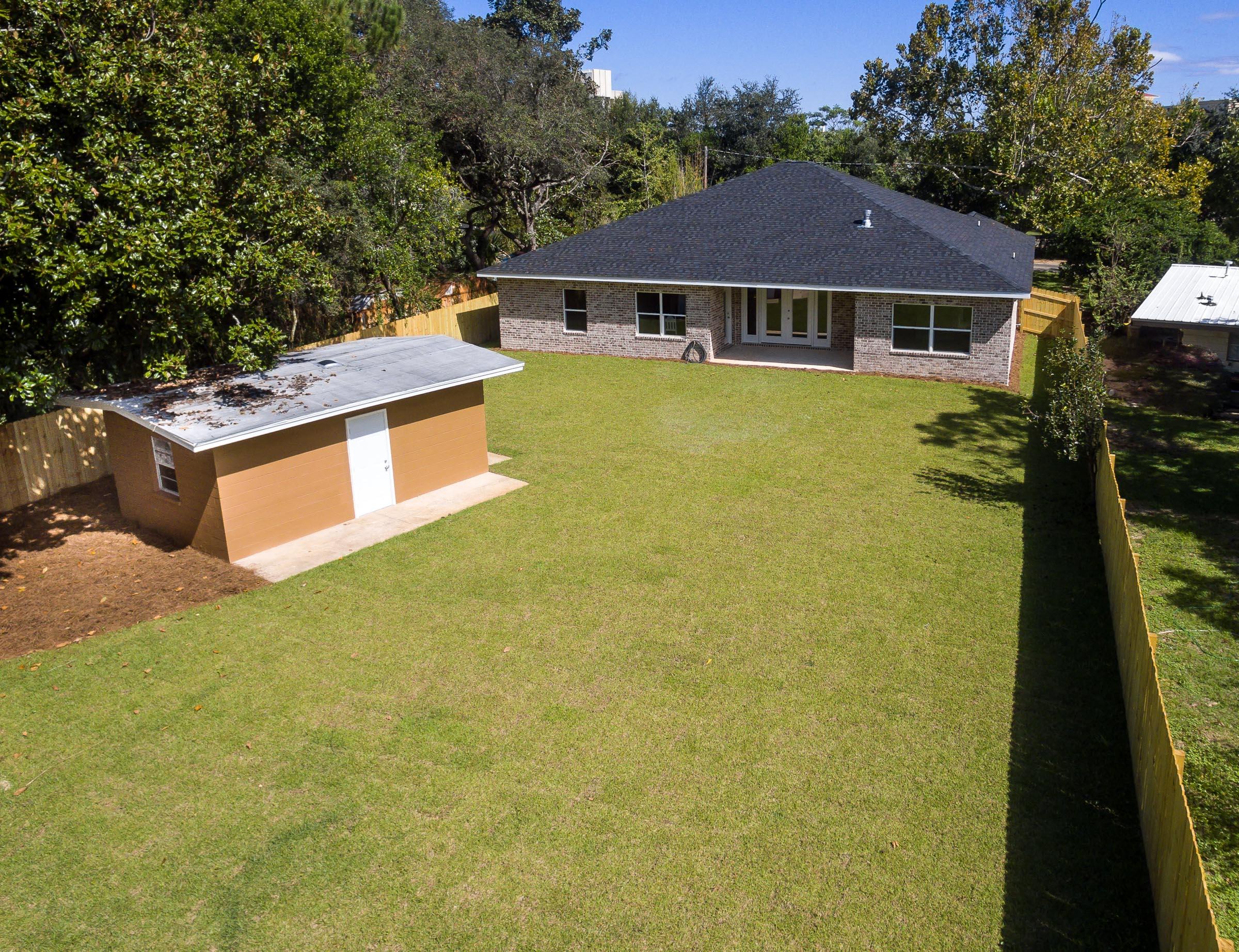 Ocean City/ Wright Fire. Within 0.3 miles of Shalimar Bridge. - Residential