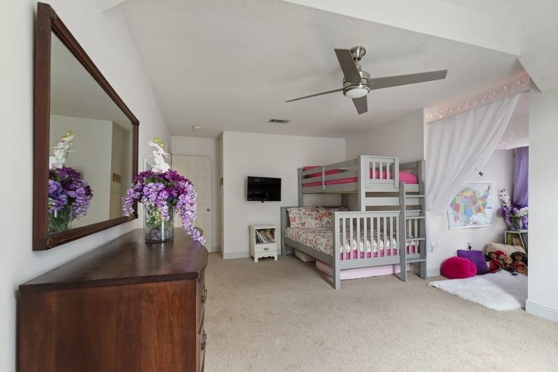 HANDS COVE - Residential