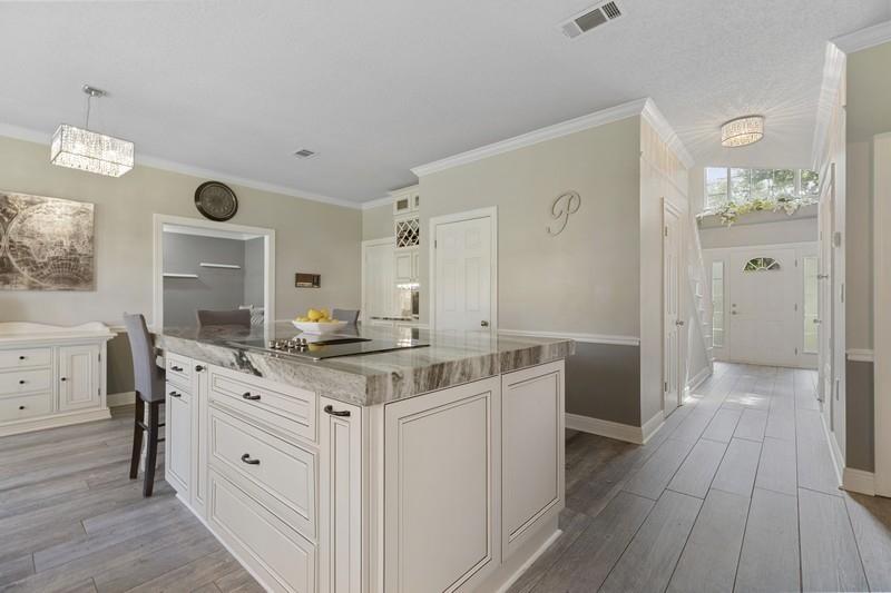 HANDS COVE - Residential