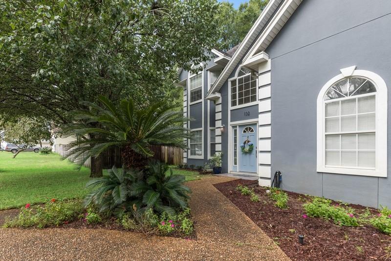 HANDS COVE - Residential