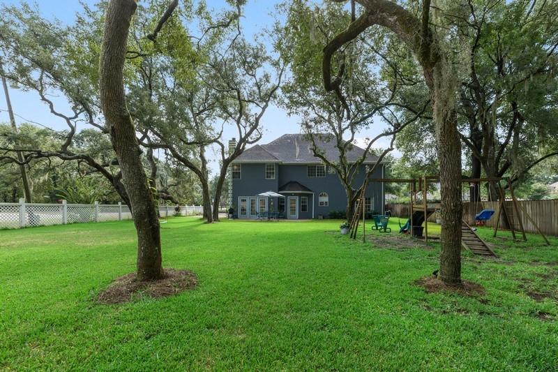 HANDS COVE - Residential