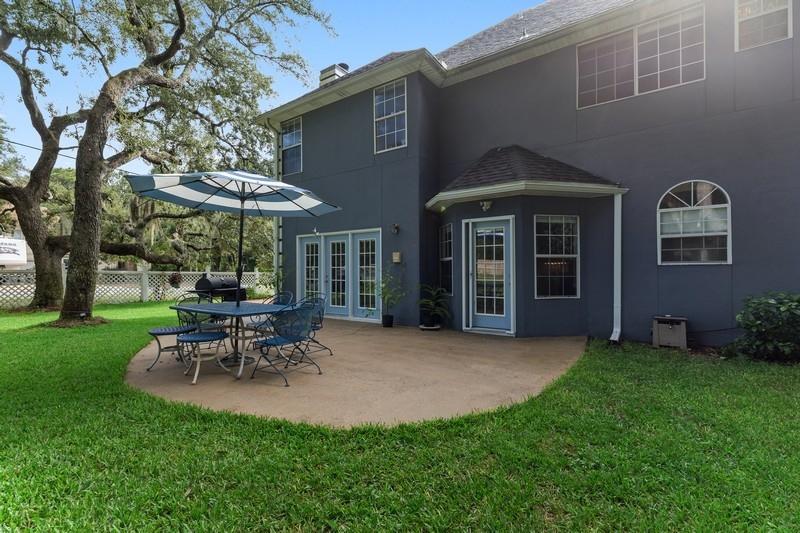 HANDS COVE - Residential