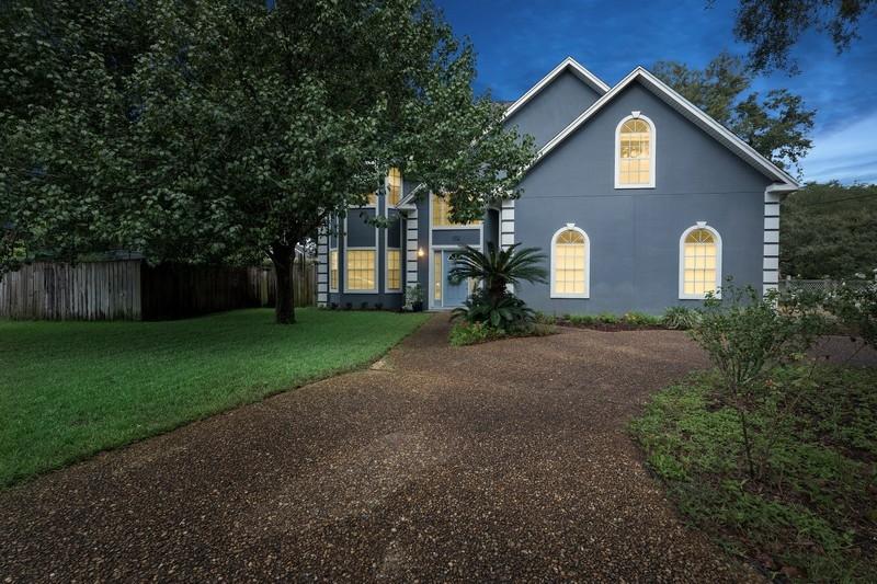 HANDS COVE - Residential