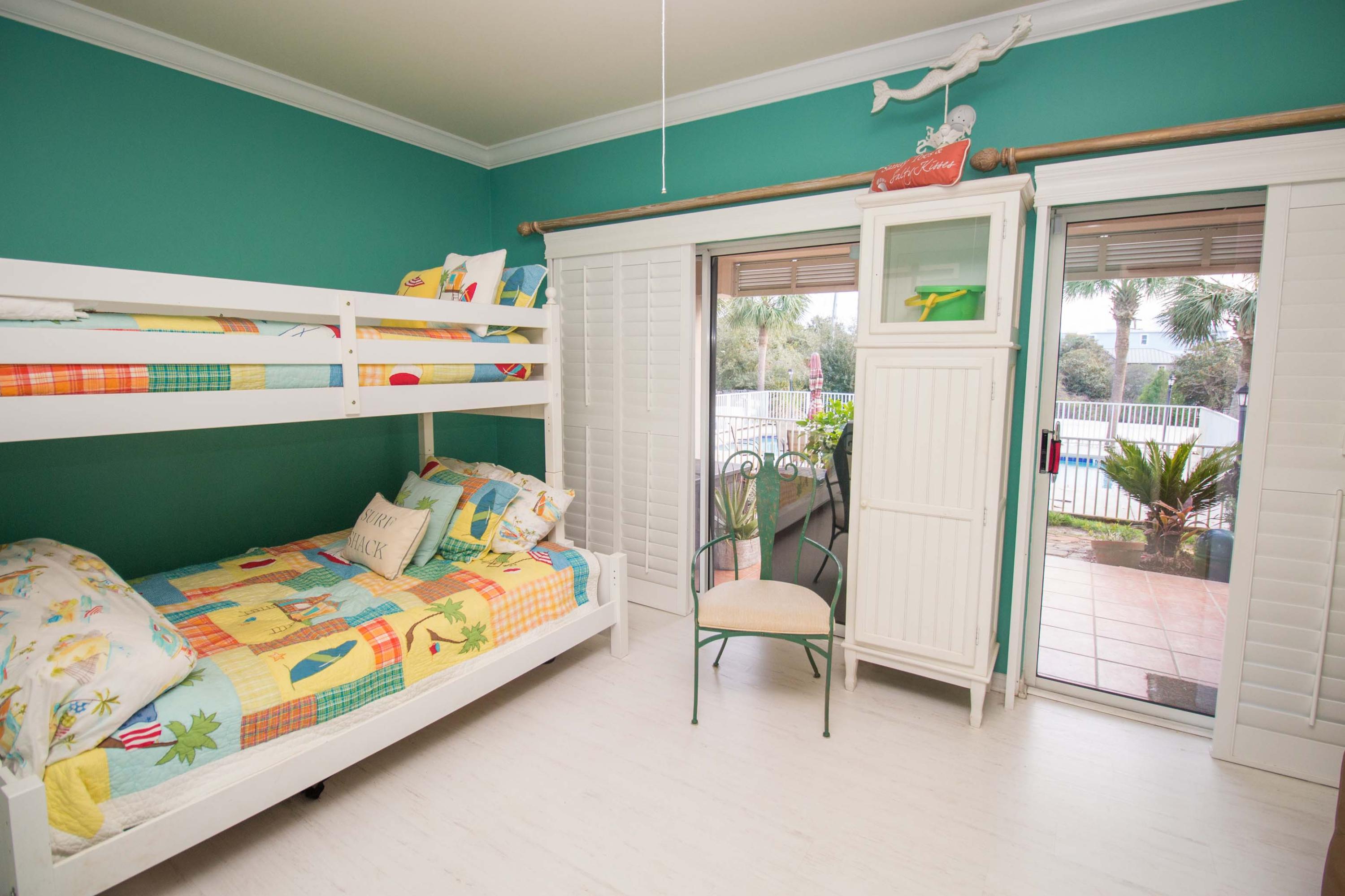 SPYGLASS T/H - Residential