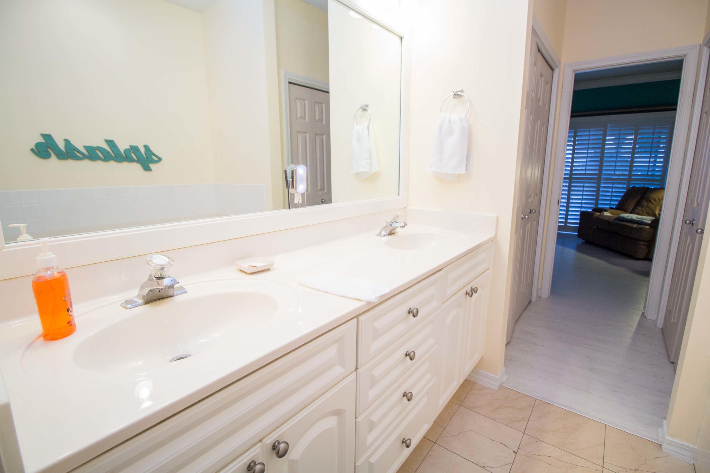 SPYGLASS T/H - Residential