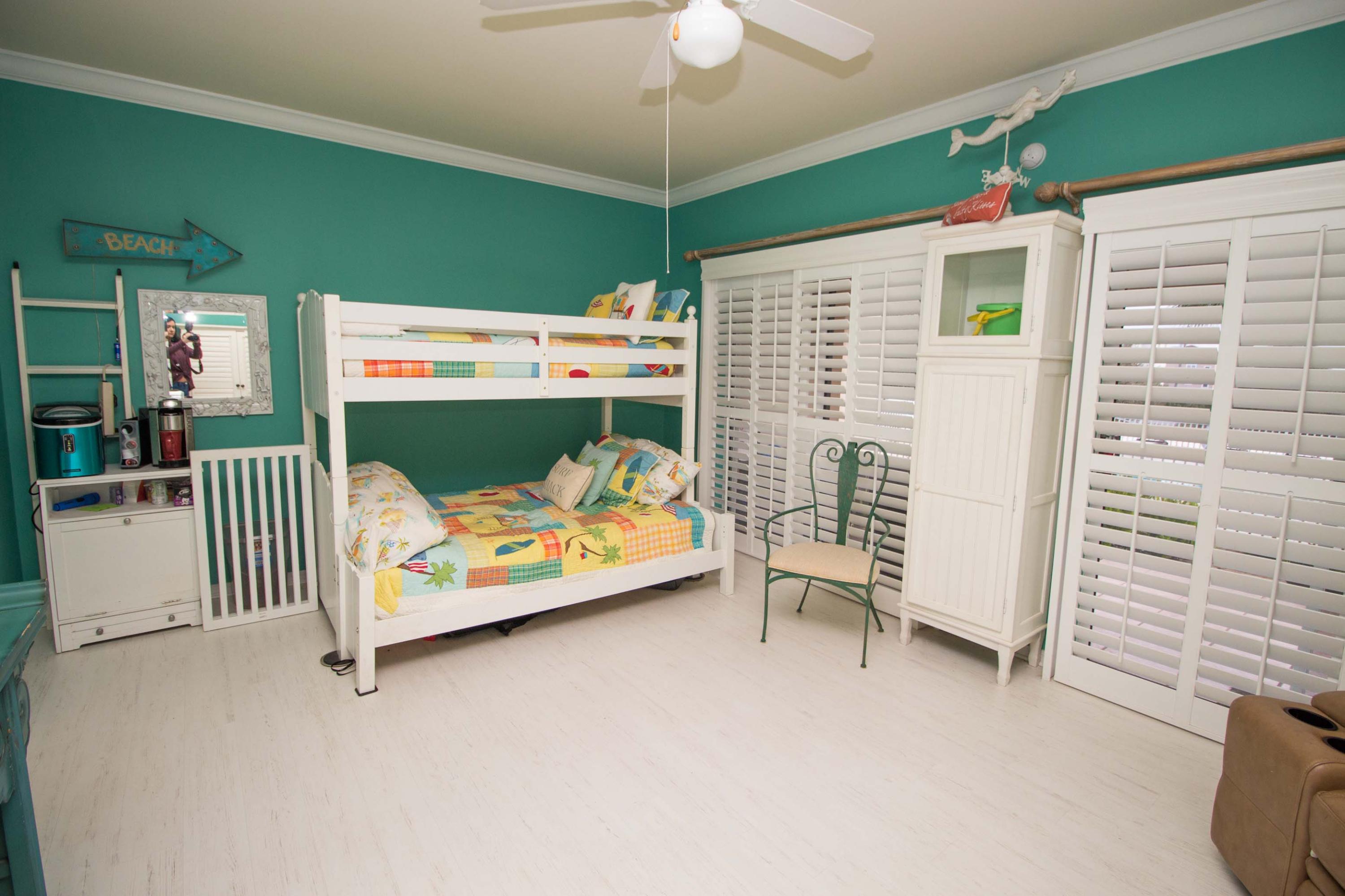 SPYGLASS T/H - Residential