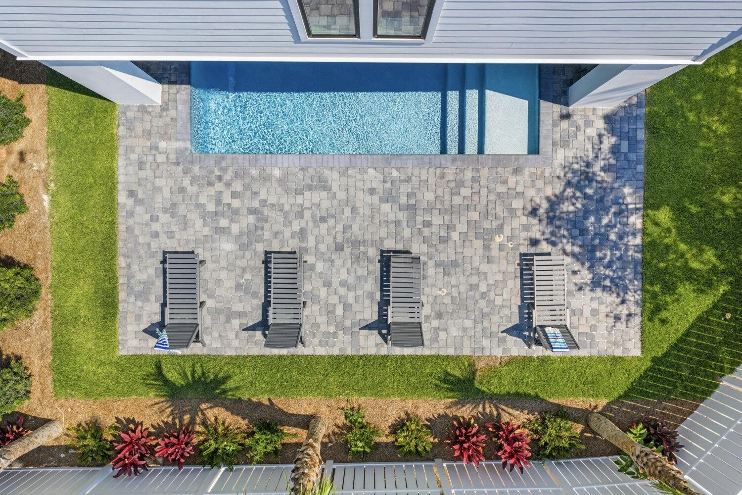 BLUE MOUNTAIN ESTATES - Residential