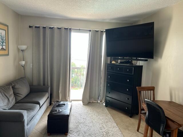 PIRATES BAY PH 1 - Residential Lease