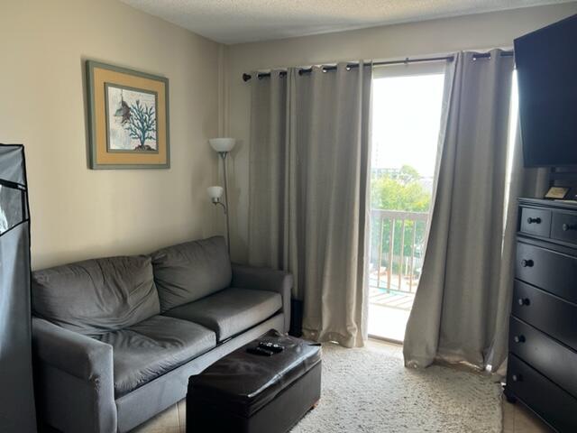 PIRATES BAY PH 1 - Residential Lease