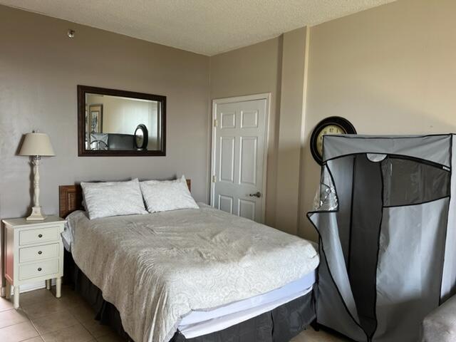 PIRATES BAY PH 1 - Residential Lease