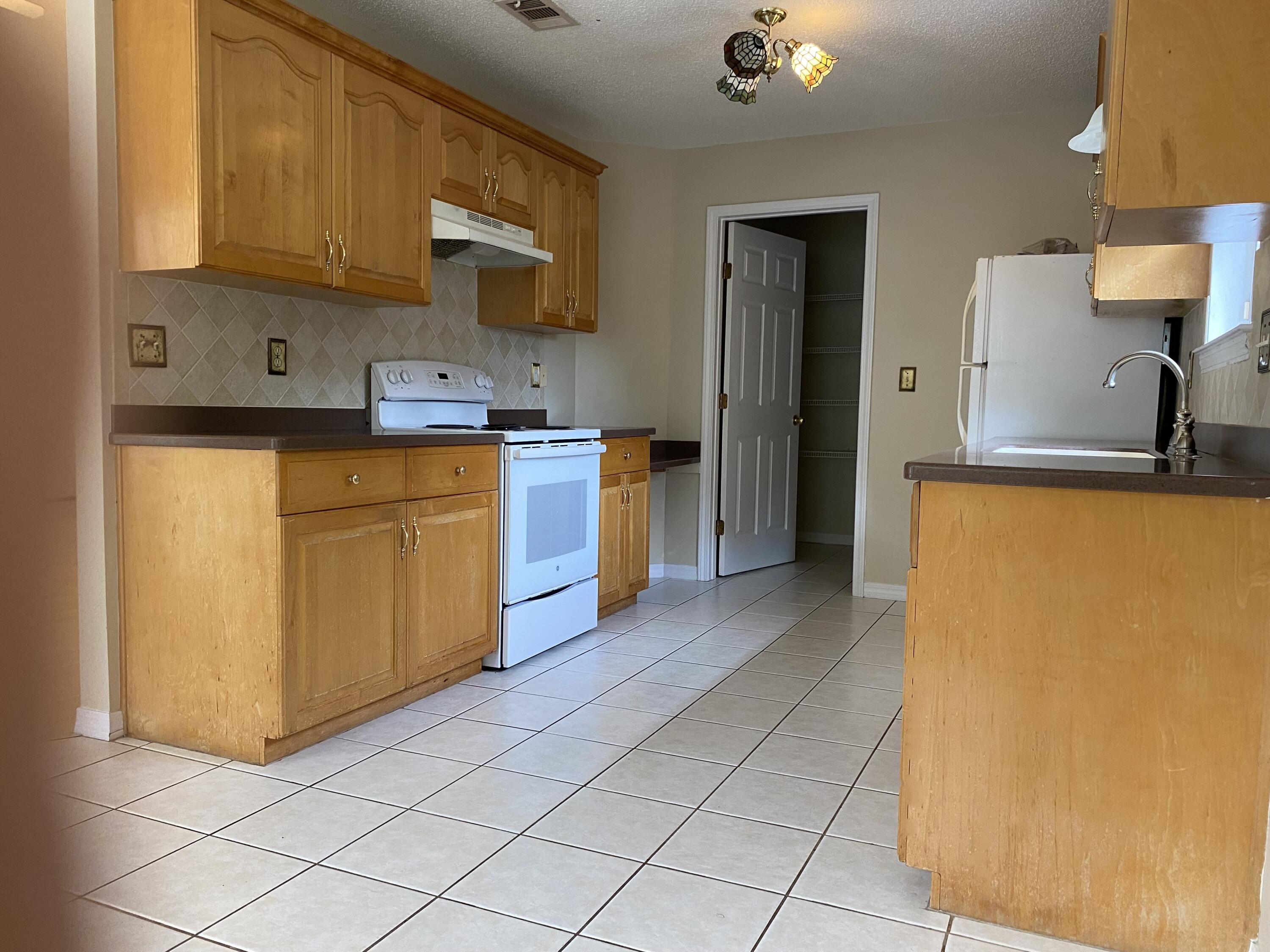 ANTIOCH ESTATES S/D 2 - Residential Lease