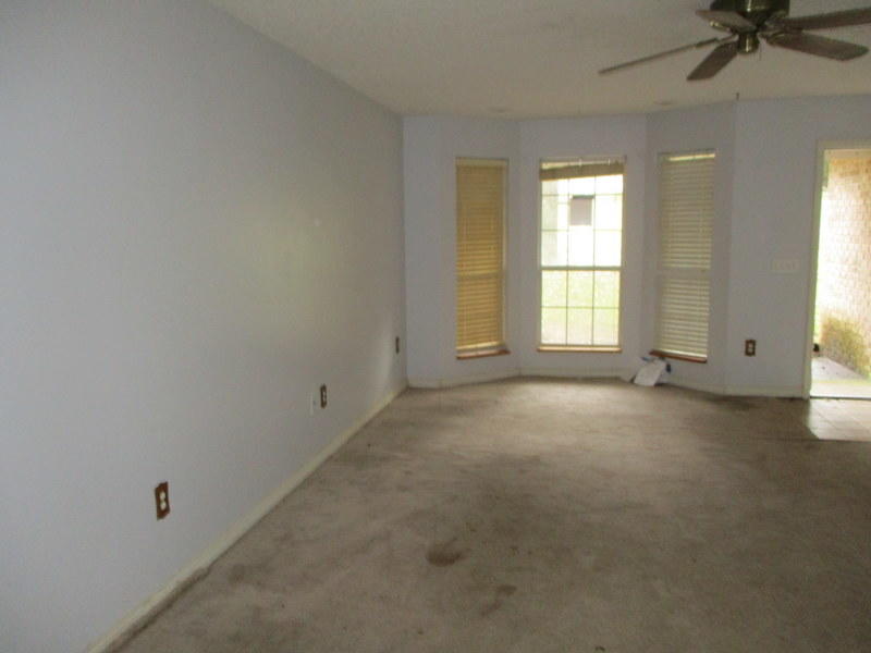 DOGWOOD TERRACE S/D - Residential