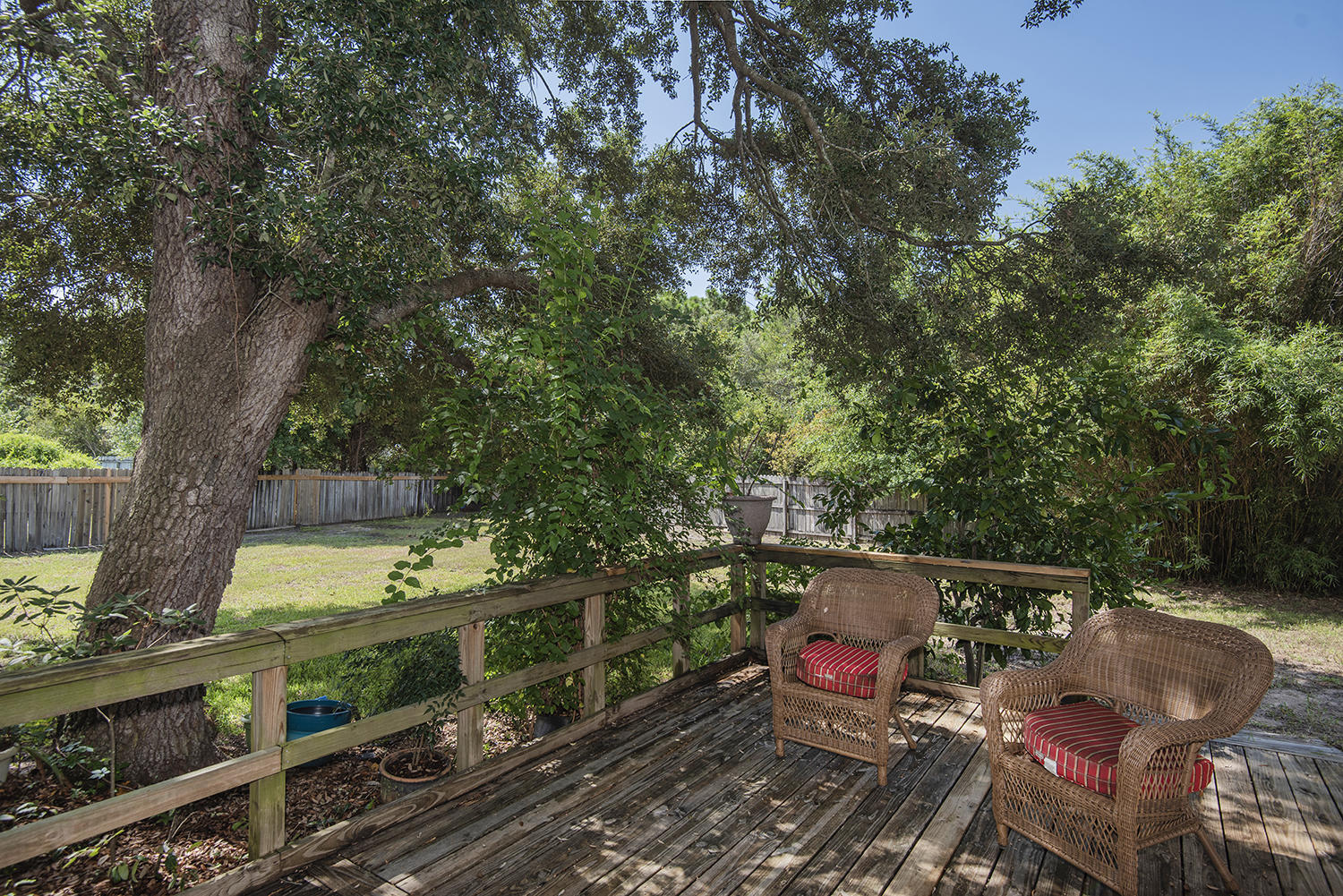 TIMBERLAKE ESTATES 1ST ADDN - Residential