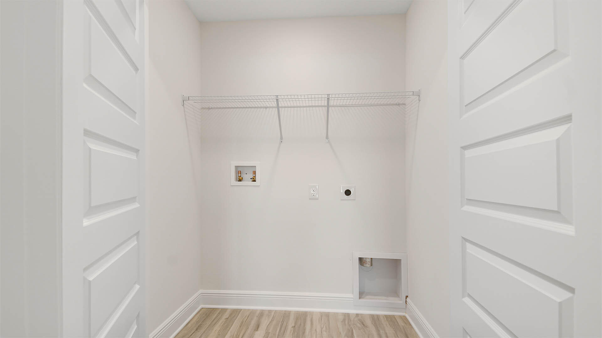 Genoa Landing Townhomes - Residential