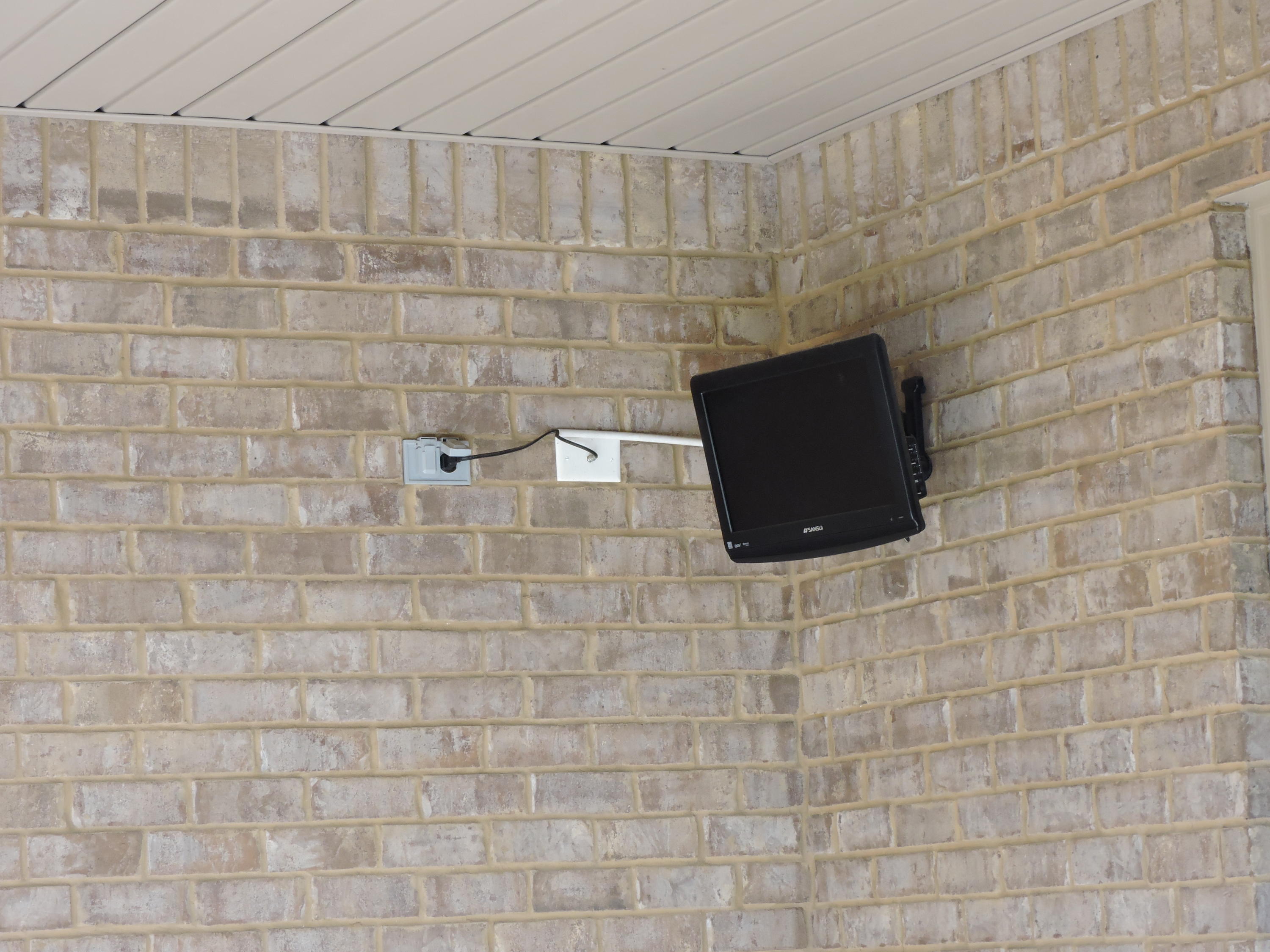 ALICIA PLACE - Residential Lease