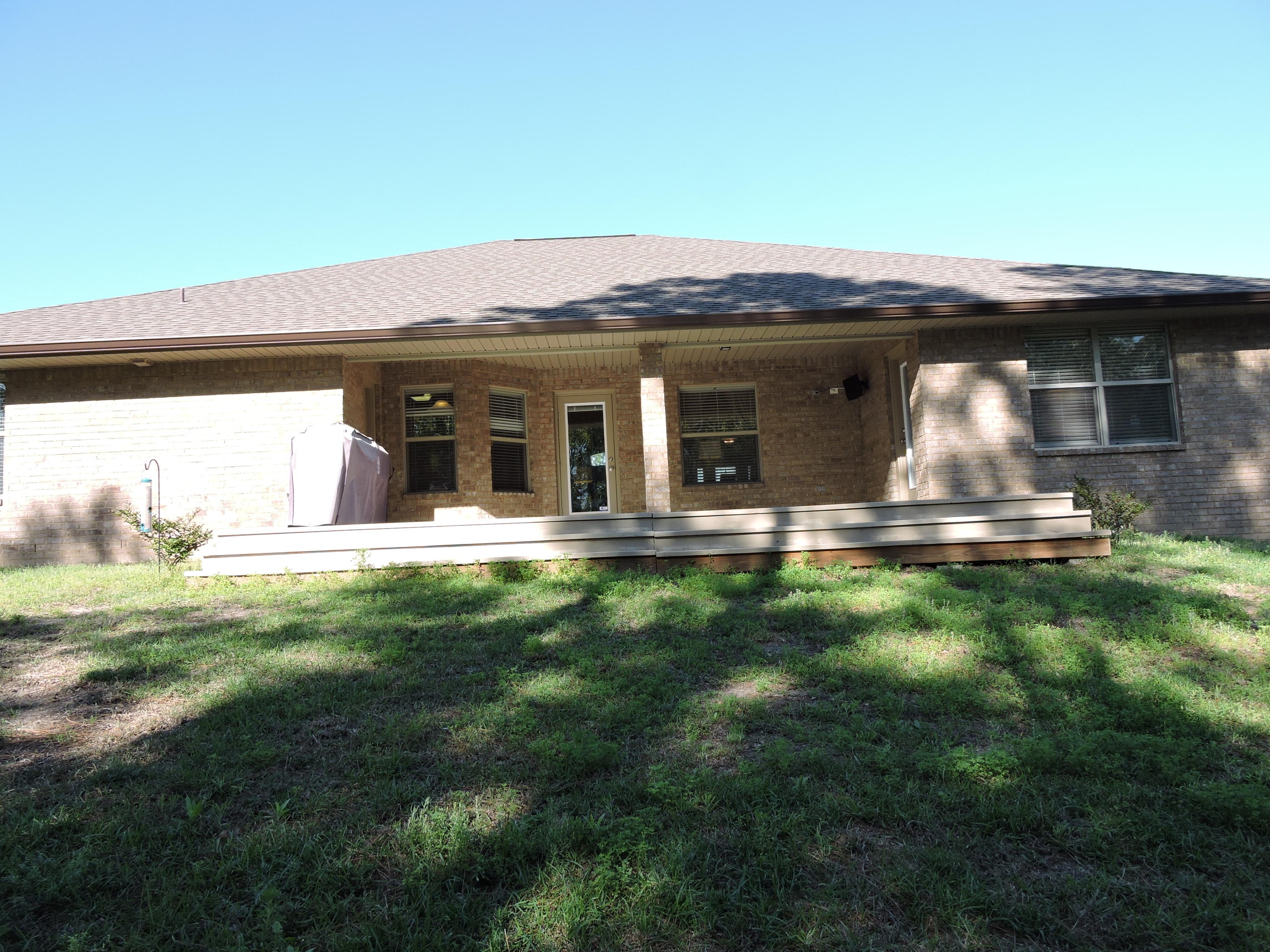 ALICIA PLACE - Residential Lease