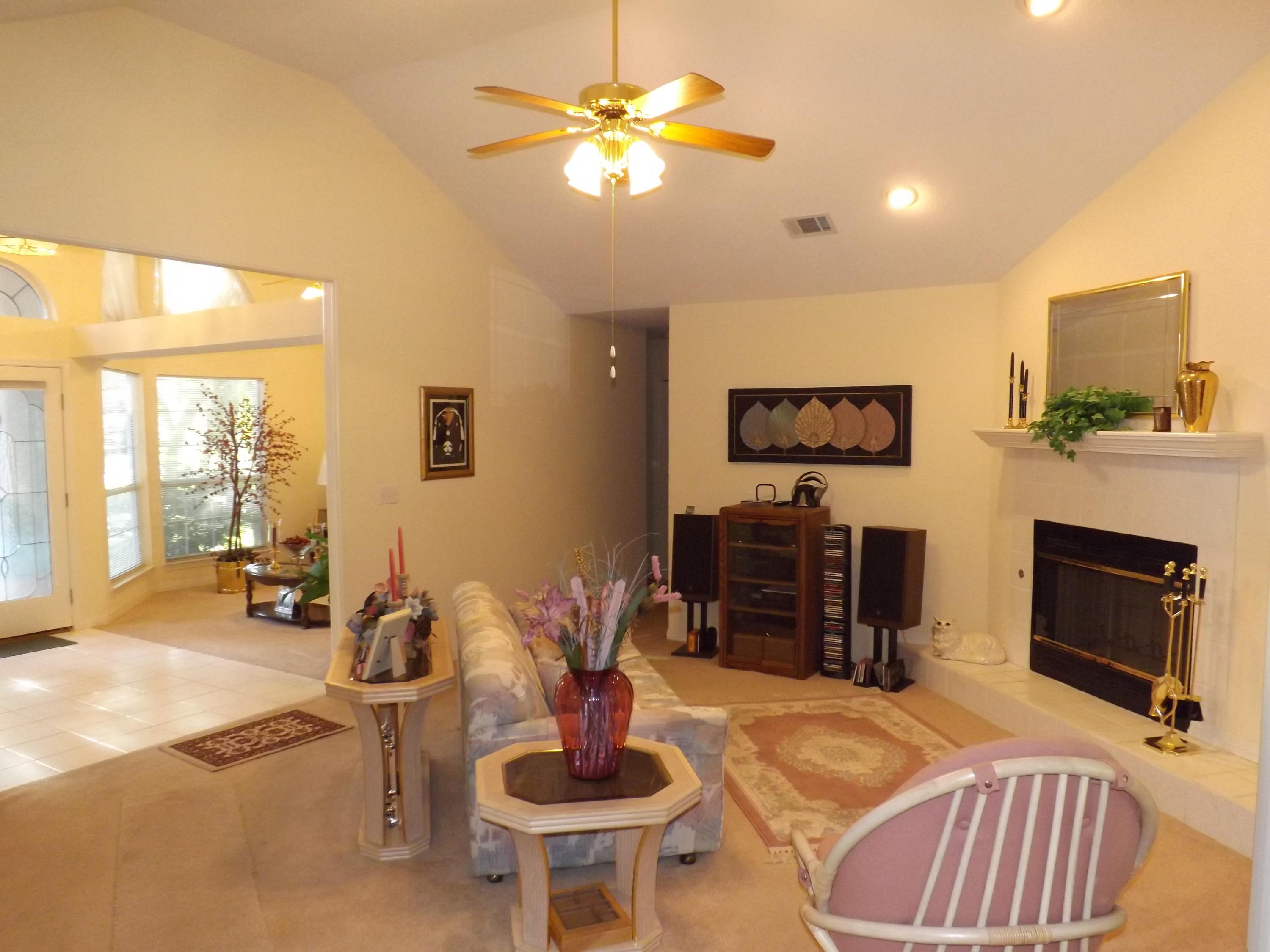 LAKE LORRAINE ESTATES 1 - Residential