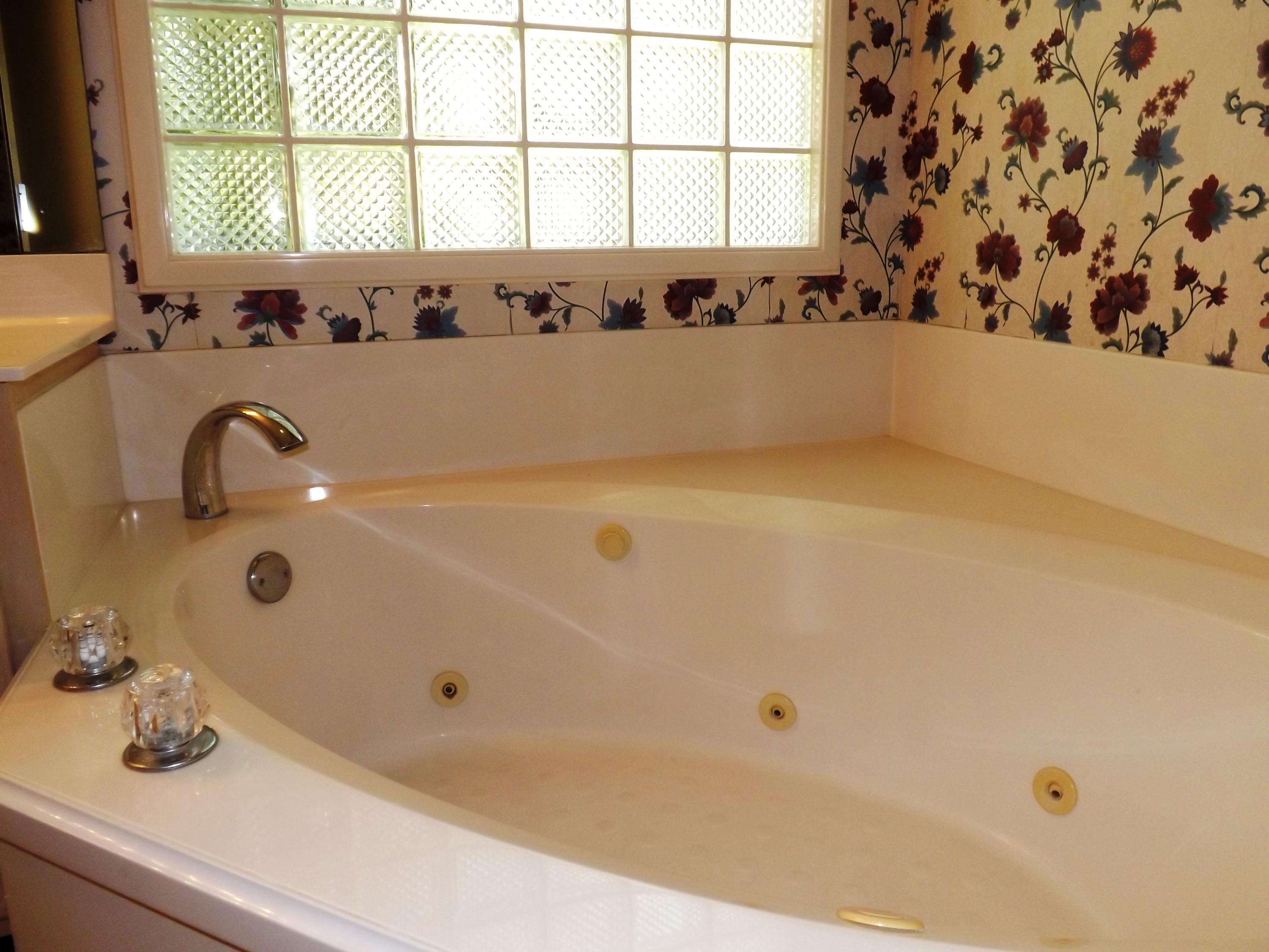 LAKE LORRAINE ESTATES 1 - Residential