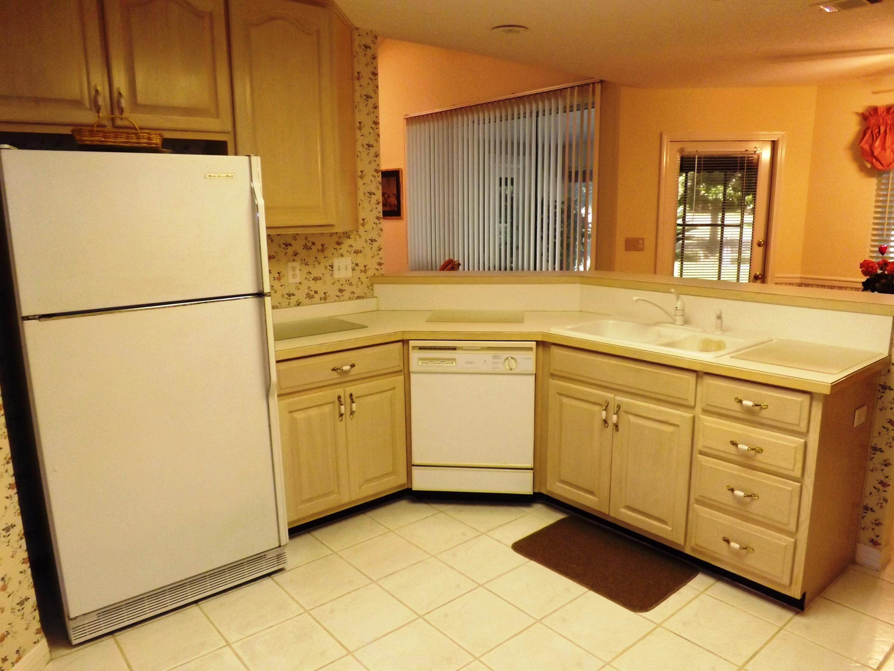 LAKE LORRAINE ESTATES 1 - Residential