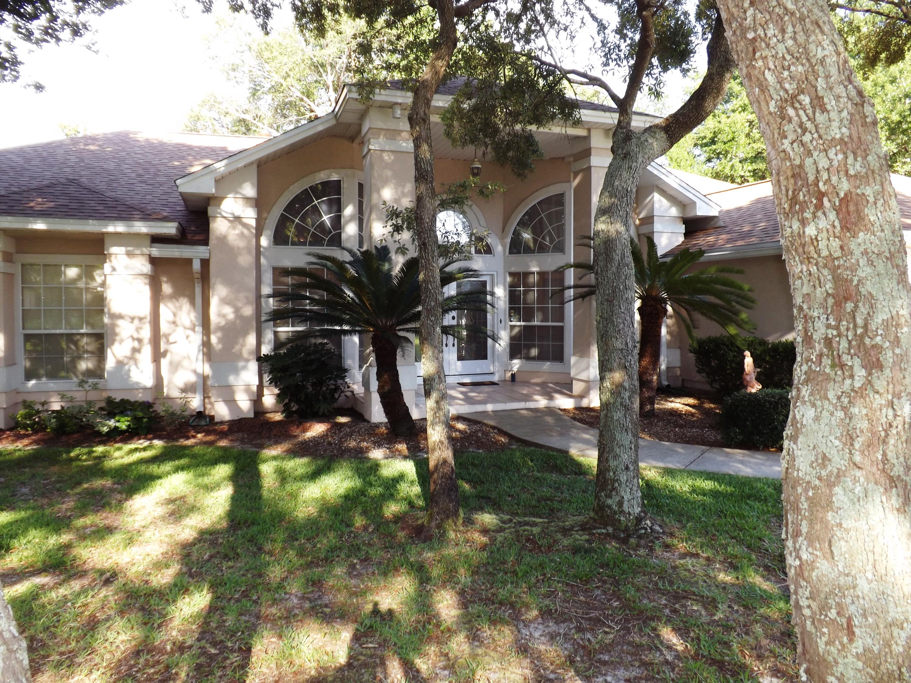 LAKE LORRAINE ESTATES 1 - Residential