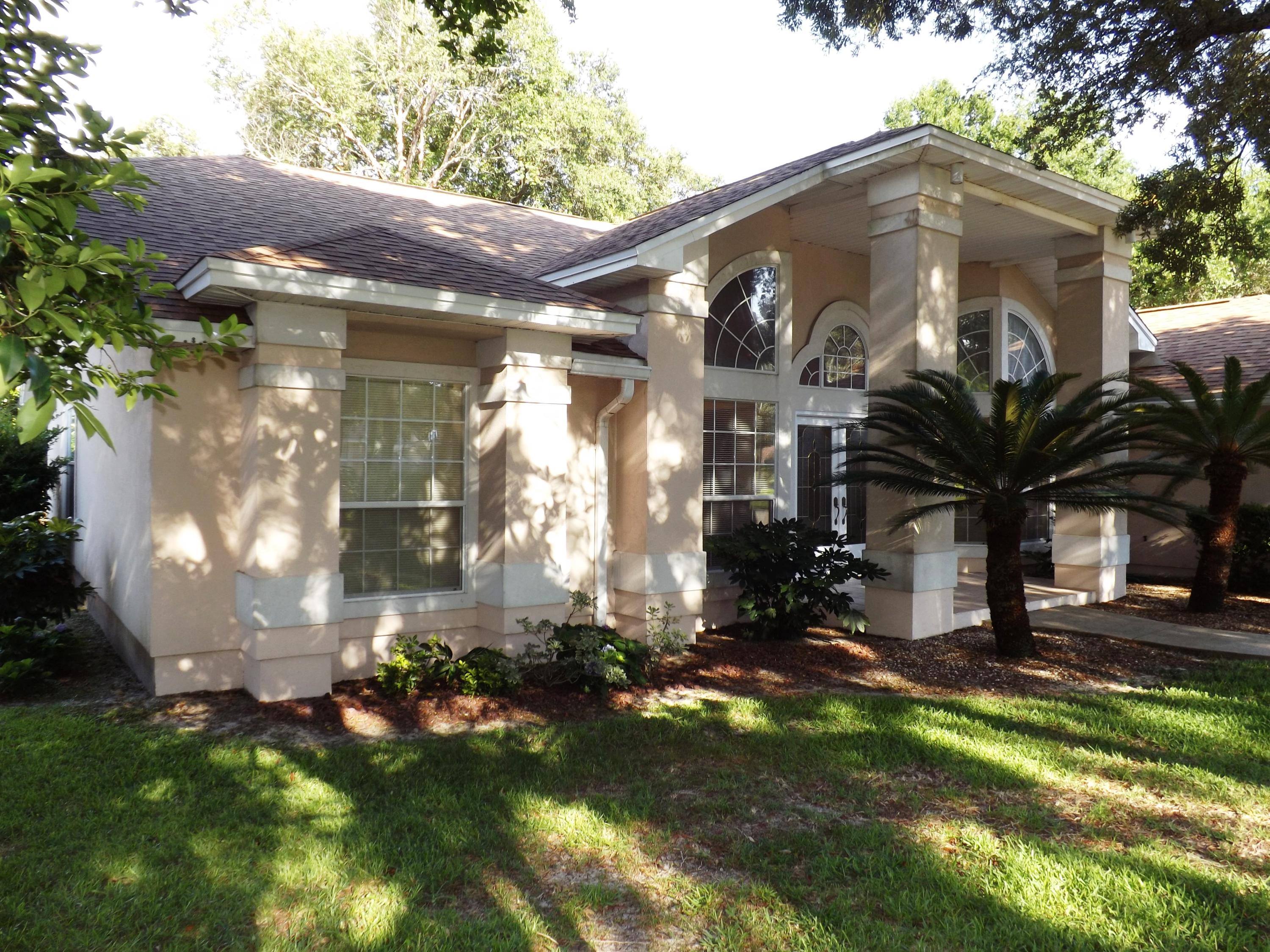 LAKE LORRAINE ESTATES 1 - Residential