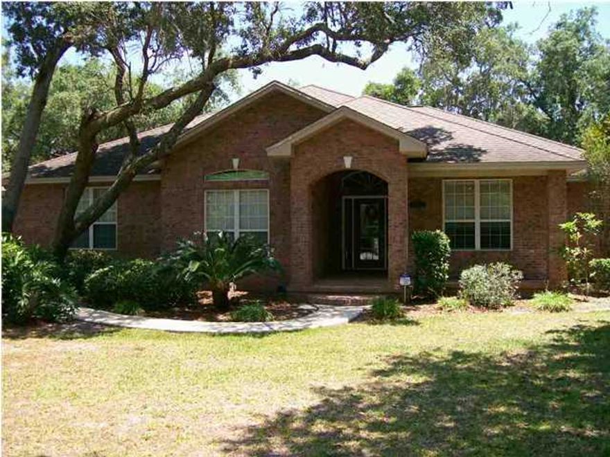 Come home to peace, quiet and tranquility with Large Oak Trees for your own Oasis! POOL home in Robledal Estates on a large corner lot! Great Floor plan on the custom built home with large kitchen and family room with a fireplace; Open split floor plan with high ceilings and unique features throughout the home. Chicago brick greets you at the front door and extends into hallway, kitchen, dining area and den/morning room with gas fireplace. Very spacious kitchen includes maple cabinets with glass fronts, lighting above and below cabinets, tiled back splash, breakfast bar and large pantry. Master suite is spacious and includes a sitting area. Open and bright master bath includes double vanity, garden tub and separate shower. Two additional bedrooms are large and share a full bath. Large YARD