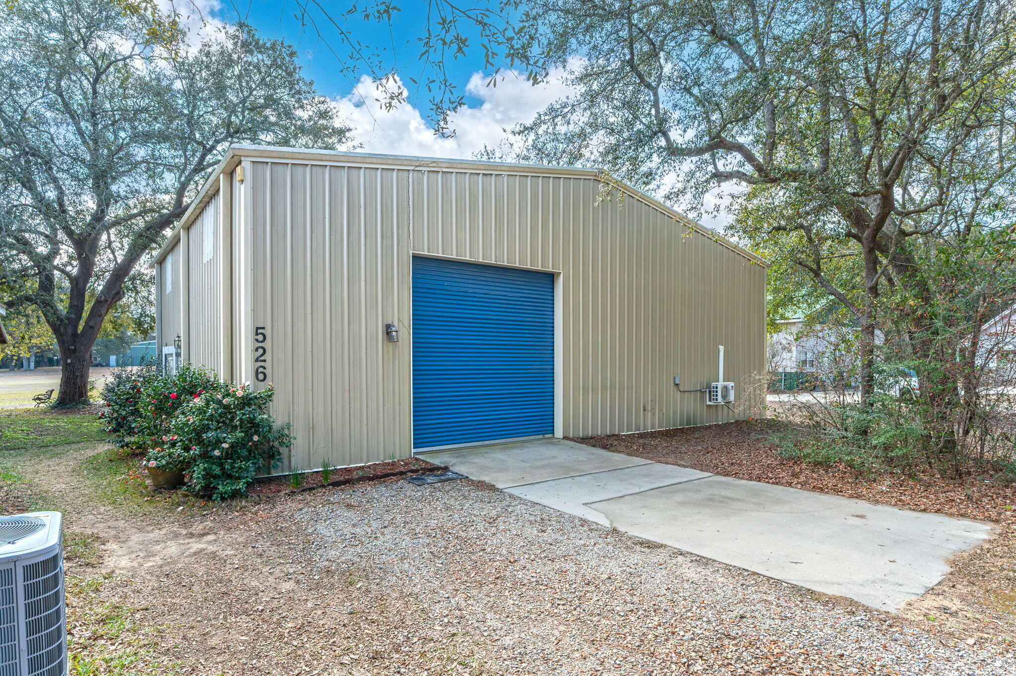 METES & BOUNDS - Residential