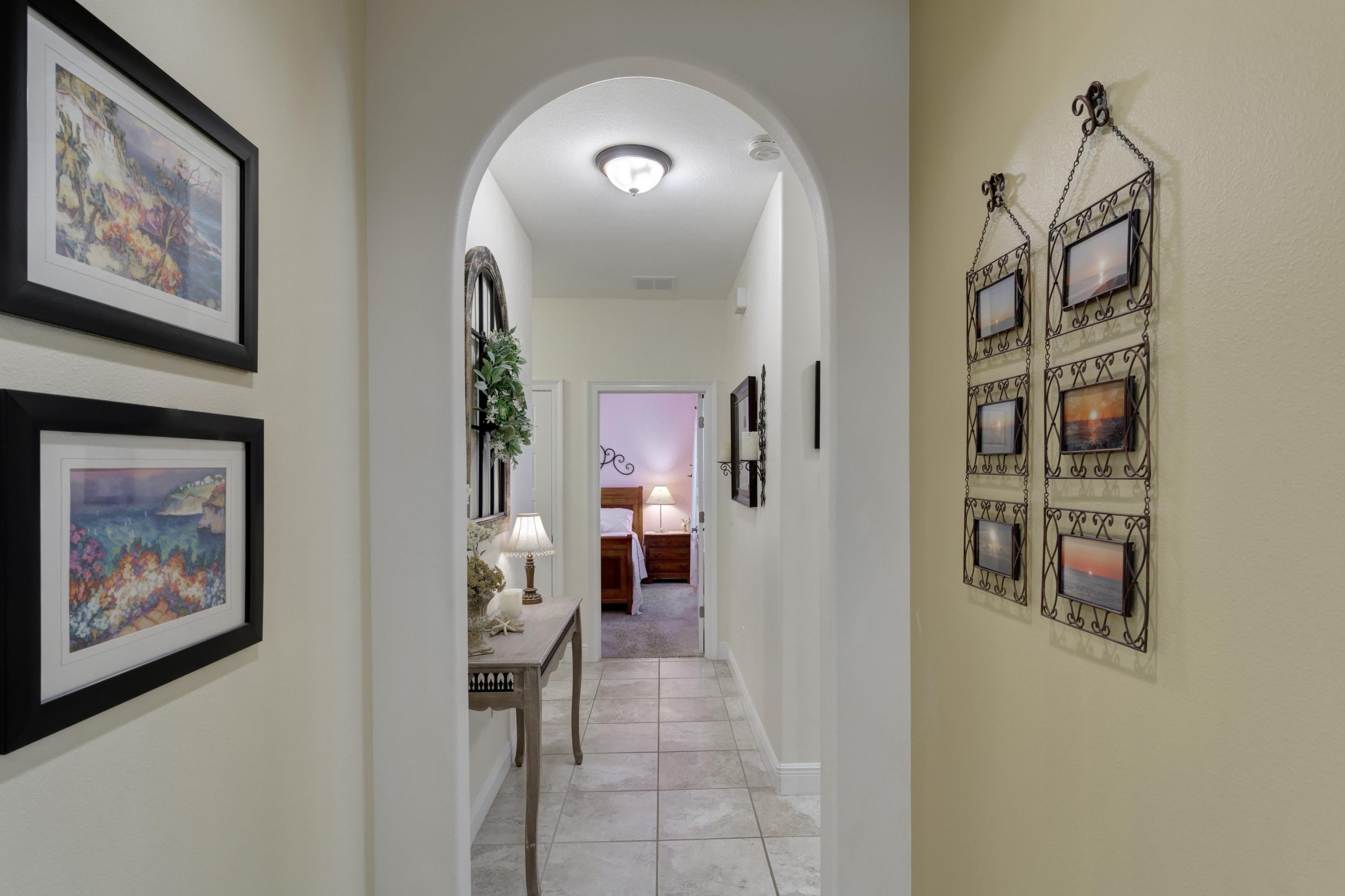 HOLLEY BY THE SEA - Residential