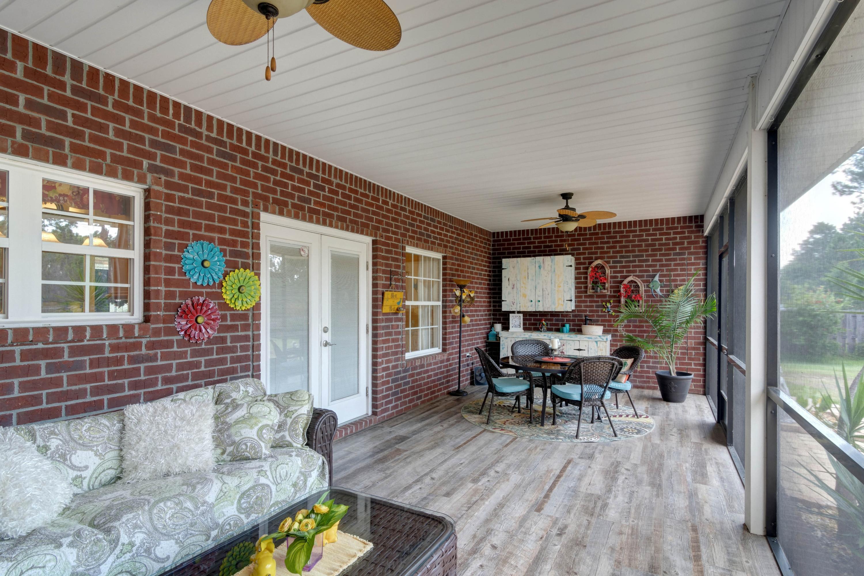 HOLLEY BY THE SEA - Residential