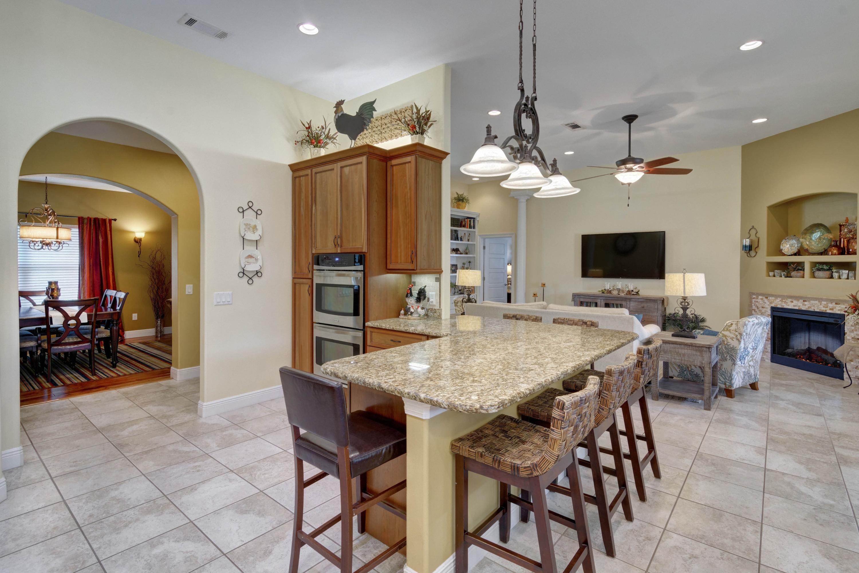 HOLLEY BY THE SEA - Residential