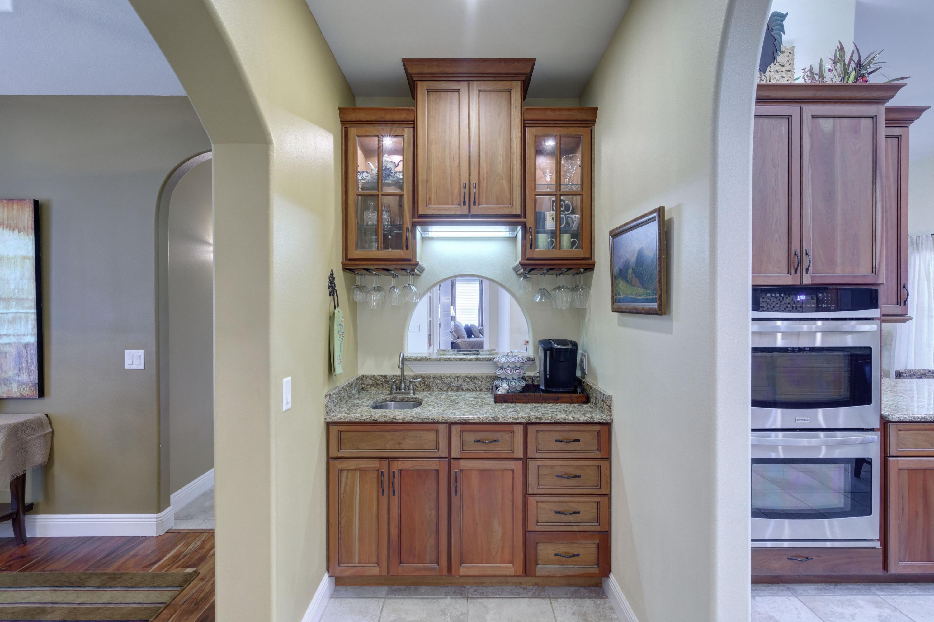 HOLLEY BY THE SEA - Residential