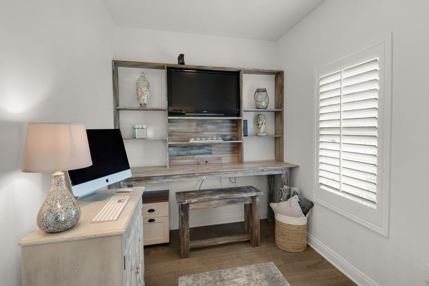 MACK BAYOU ESTATES - Residential