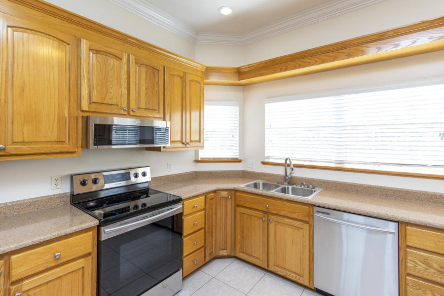 COLLEGE POINT 1ST ADDN - Residential