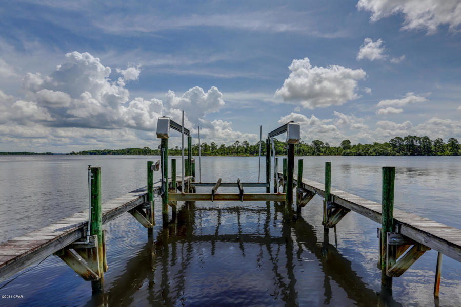 COLLEGE POINT 1ST ADDN - Residential