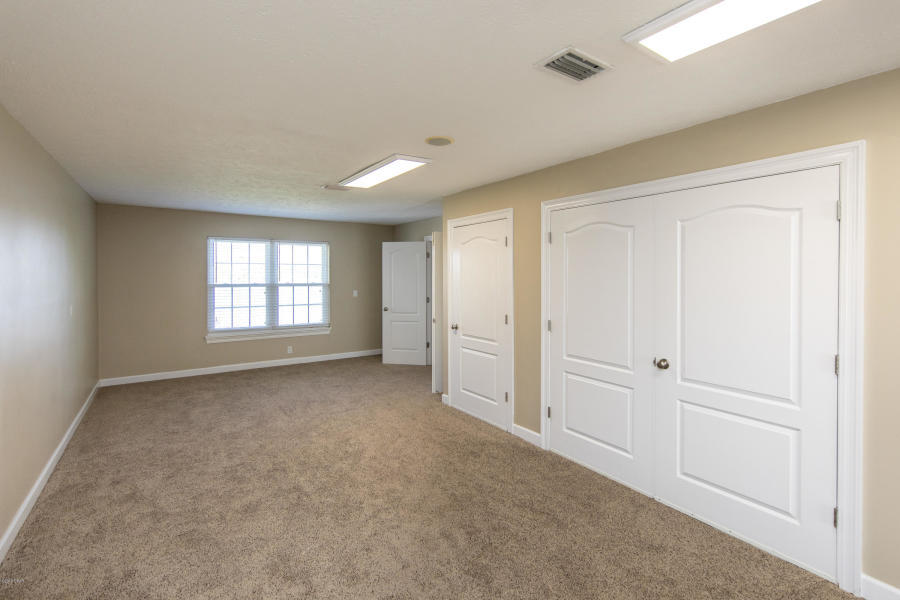 COLLEGE POINT 1ST ADDN - Residential