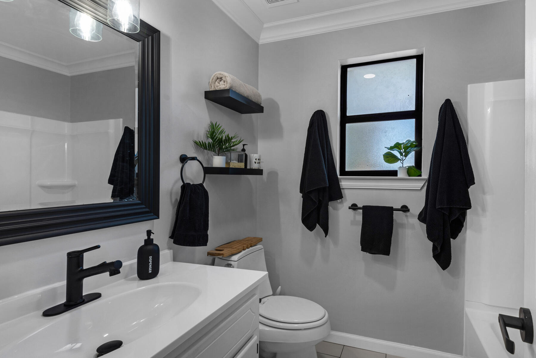 PAGE PLACE - Residential