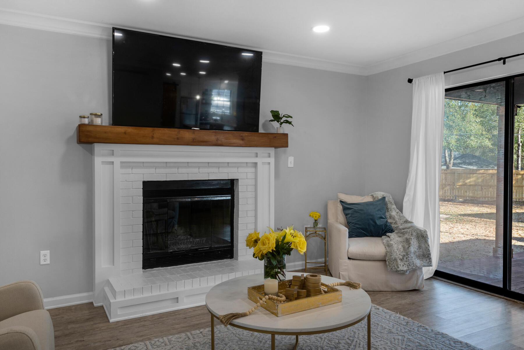 PAGE PLACE - Residential