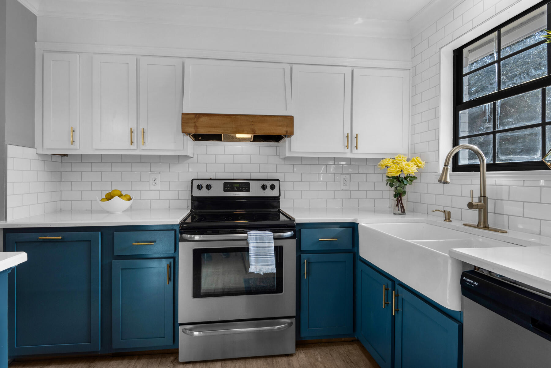 PAGE PLACE - Residential