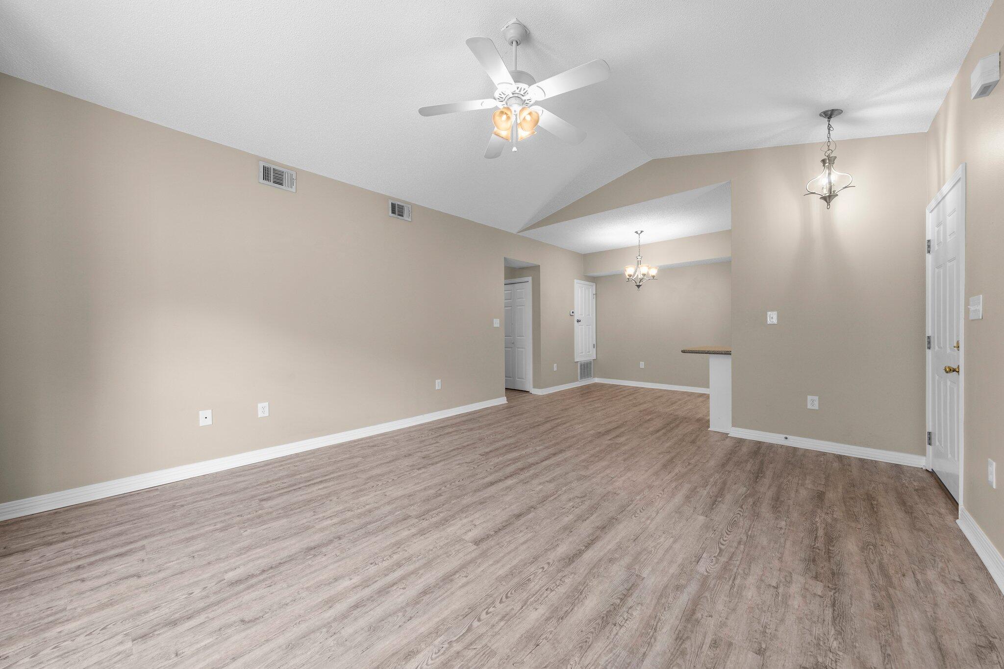 THE OAKS AT NICEVILLE - Residential Lease