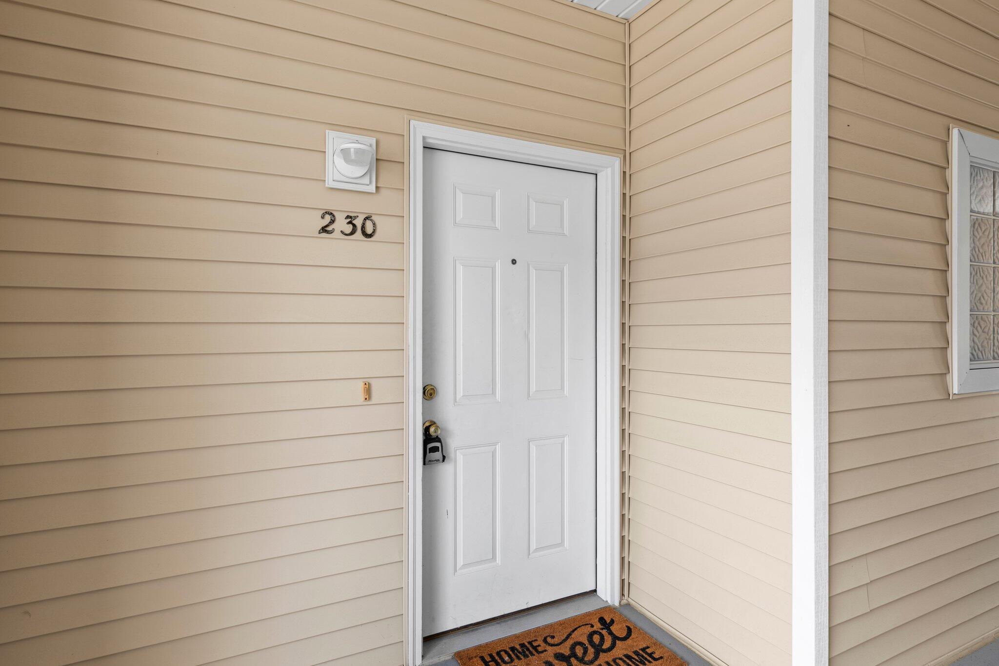 THE OAKS AT NICEVILLE - Residential Lease