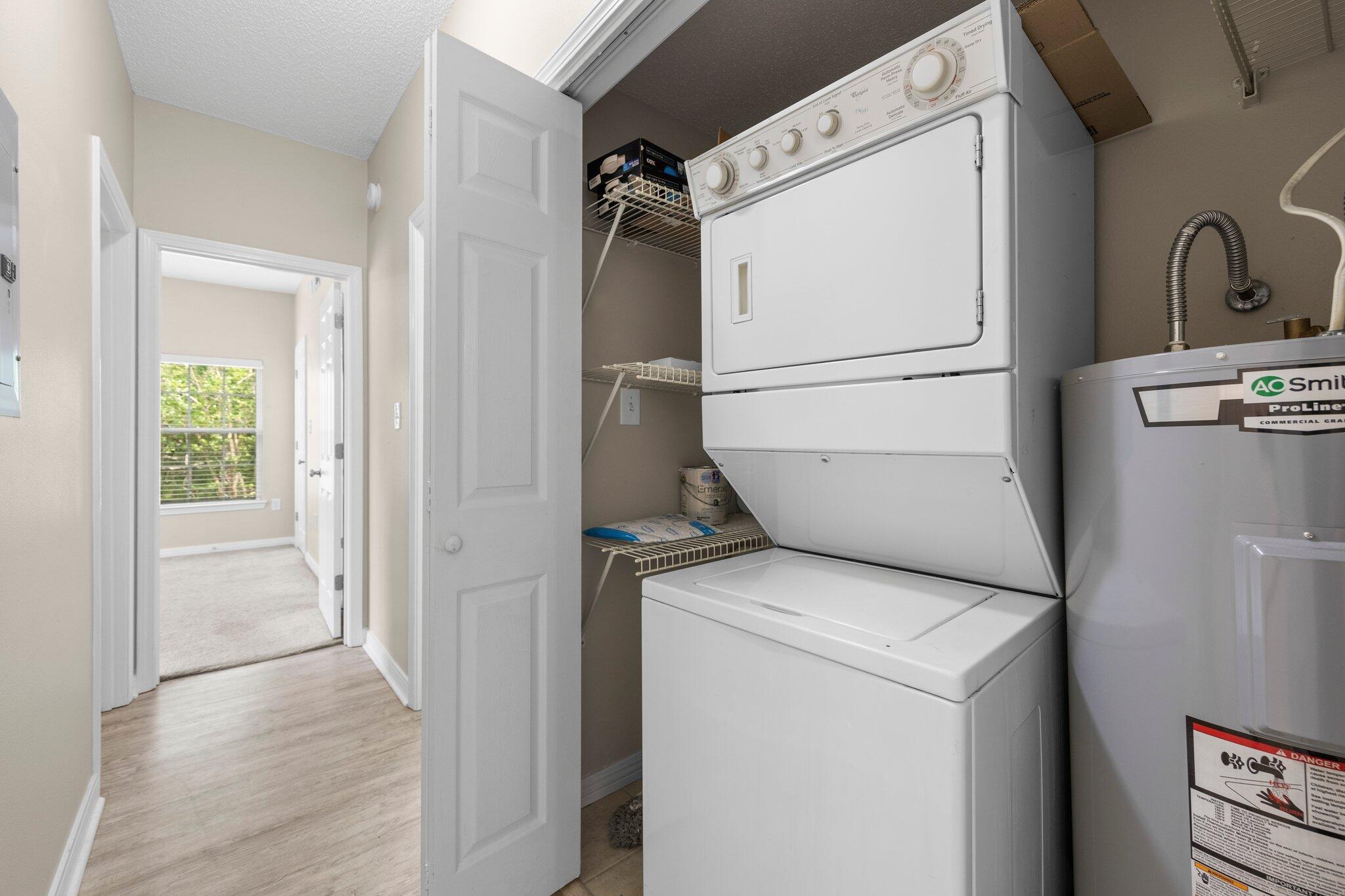 THE OAKS AT NICEVILLE - Residential Lease