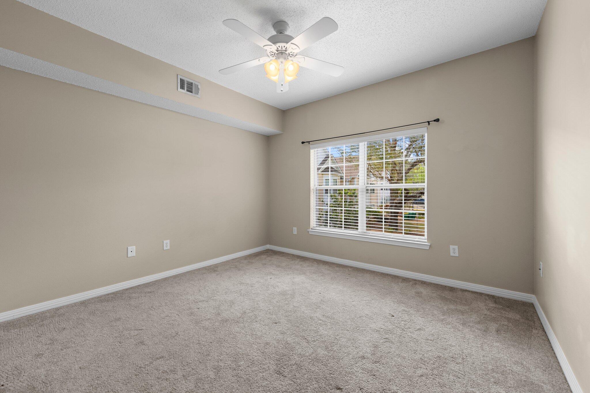 THE OAKS AT NICEVILLE - Residential Lease
