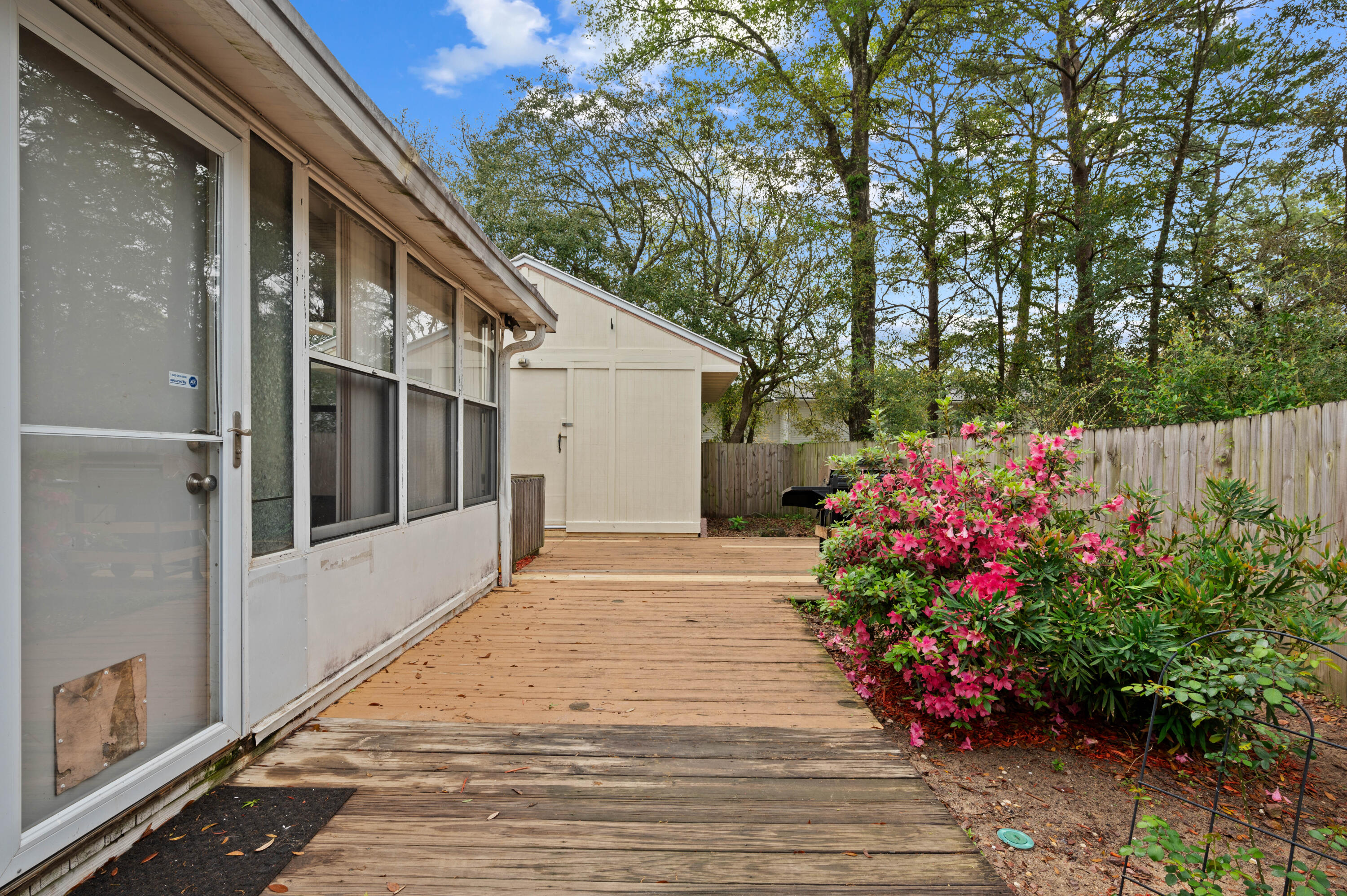 CEDAR RIDGE - Residential