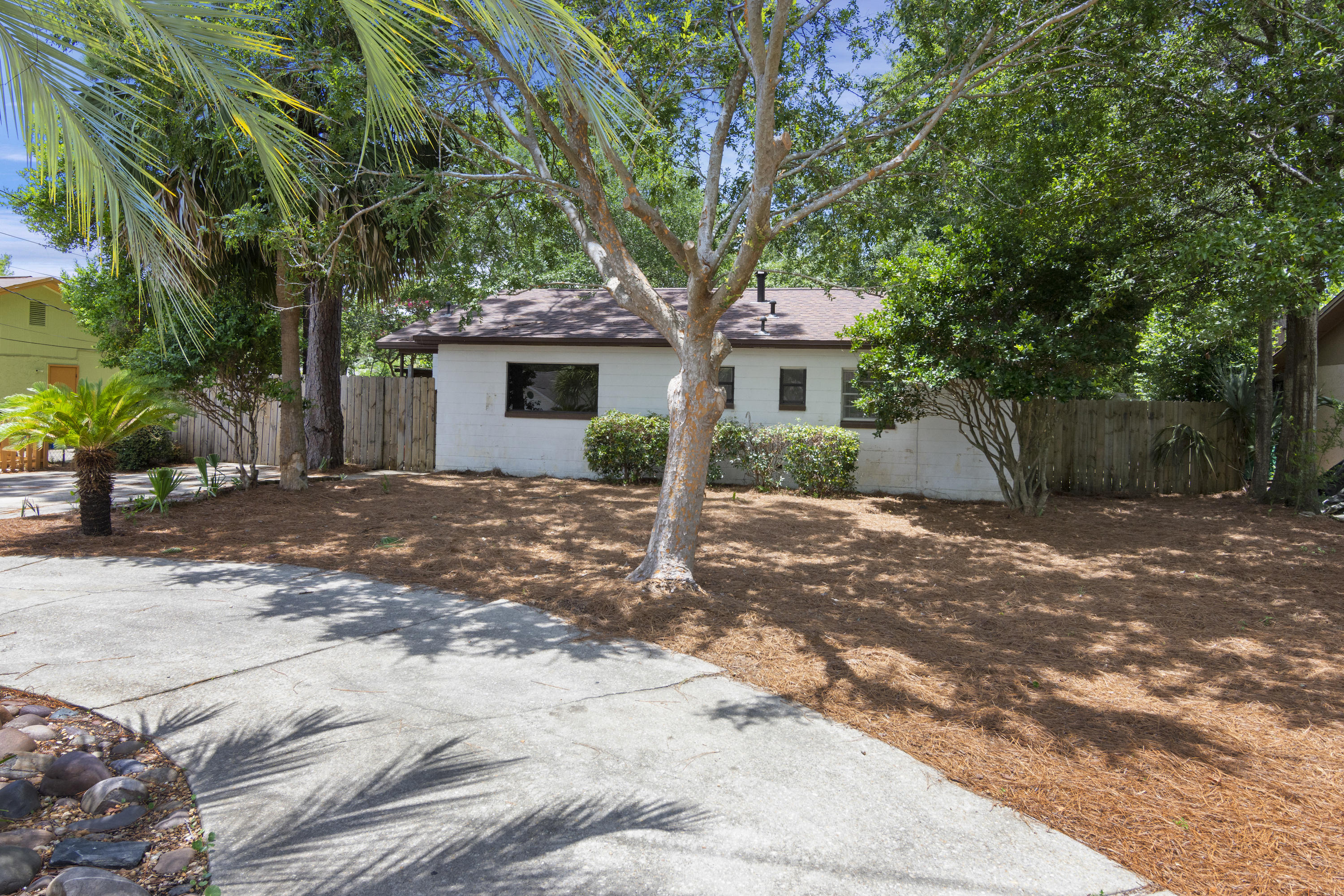 This FWB bungalow is perfect for a starter home, an investment property, or for those who want to be near the action! With 3 bedrooms and two baths on an oversized lot, there is plenty of room for fun in the sun! The newly renovated kitchen provides a great space for meal prep and entertaining. The large backyard is ready to host parties, an expansion to the house, or even a pool! Circular driveway makes entry and exit a breeze. Stop by today and picture yourself at home living the Florida lifestyle!